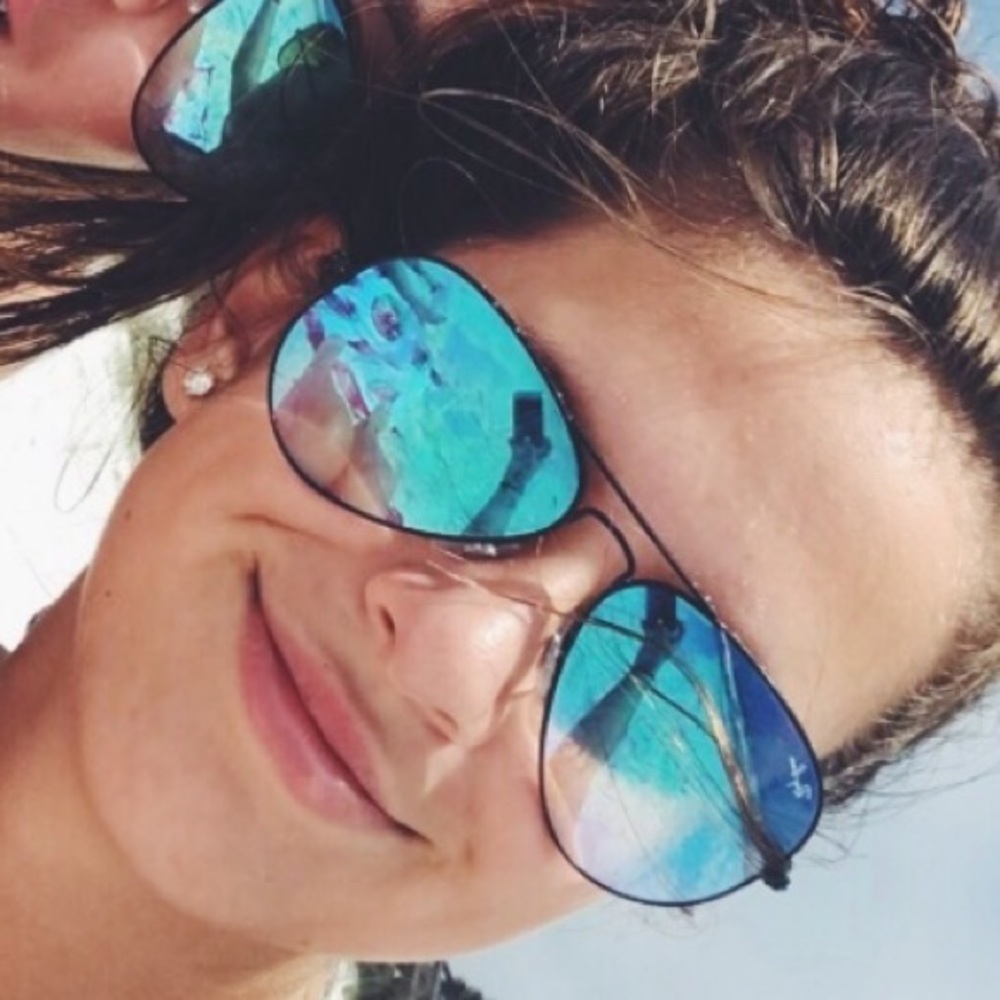 RAY BAN AVIATOR BLUE TINT SUNGLASSES W BLACK RIM